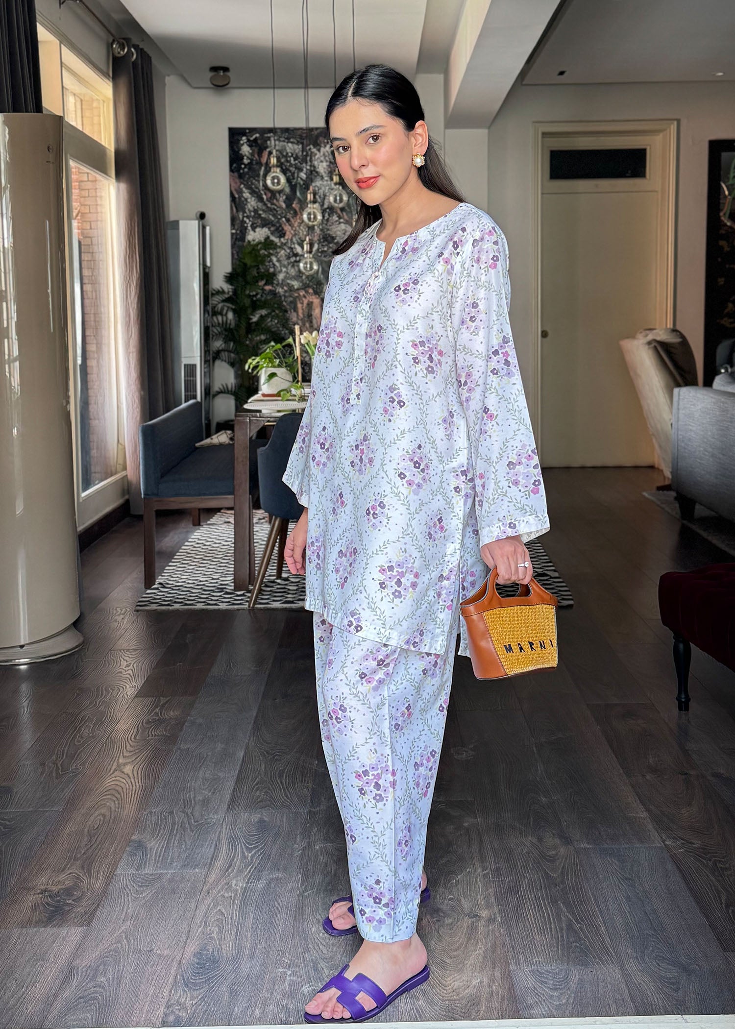 Kira - Client Diary